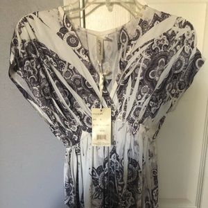 Women tunic top